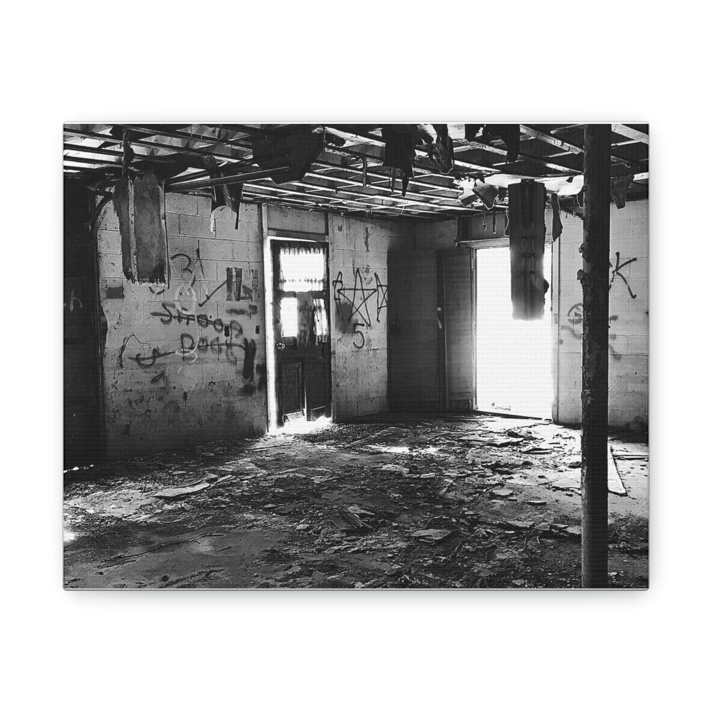 Dirty Beautiful Canvas; Grey Scale Photography Canvas